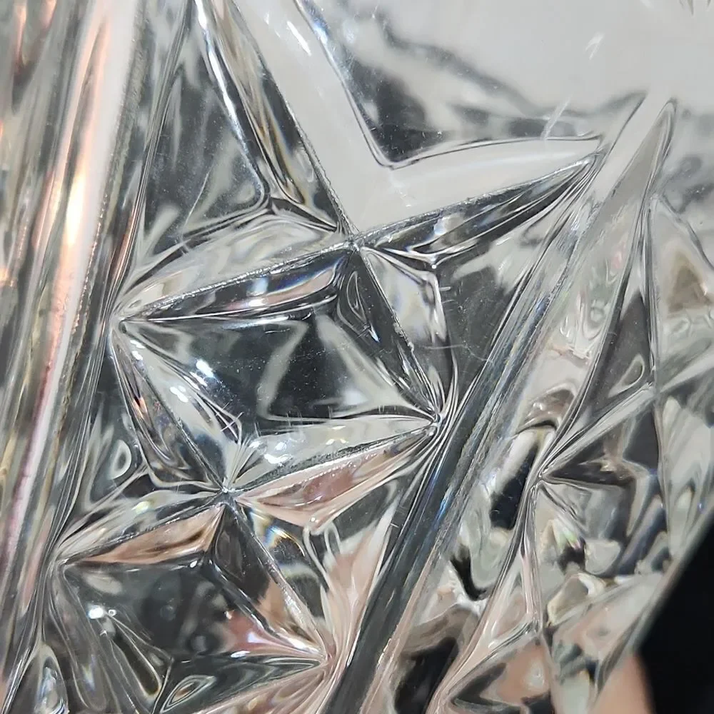 Beautiful Crystal Dorsett Rose Designed Floral Vase